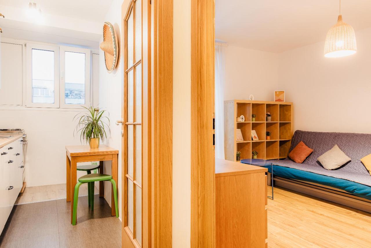 City Center Downtown Apartment Bucureşti Ngoại thất bức ảnh
