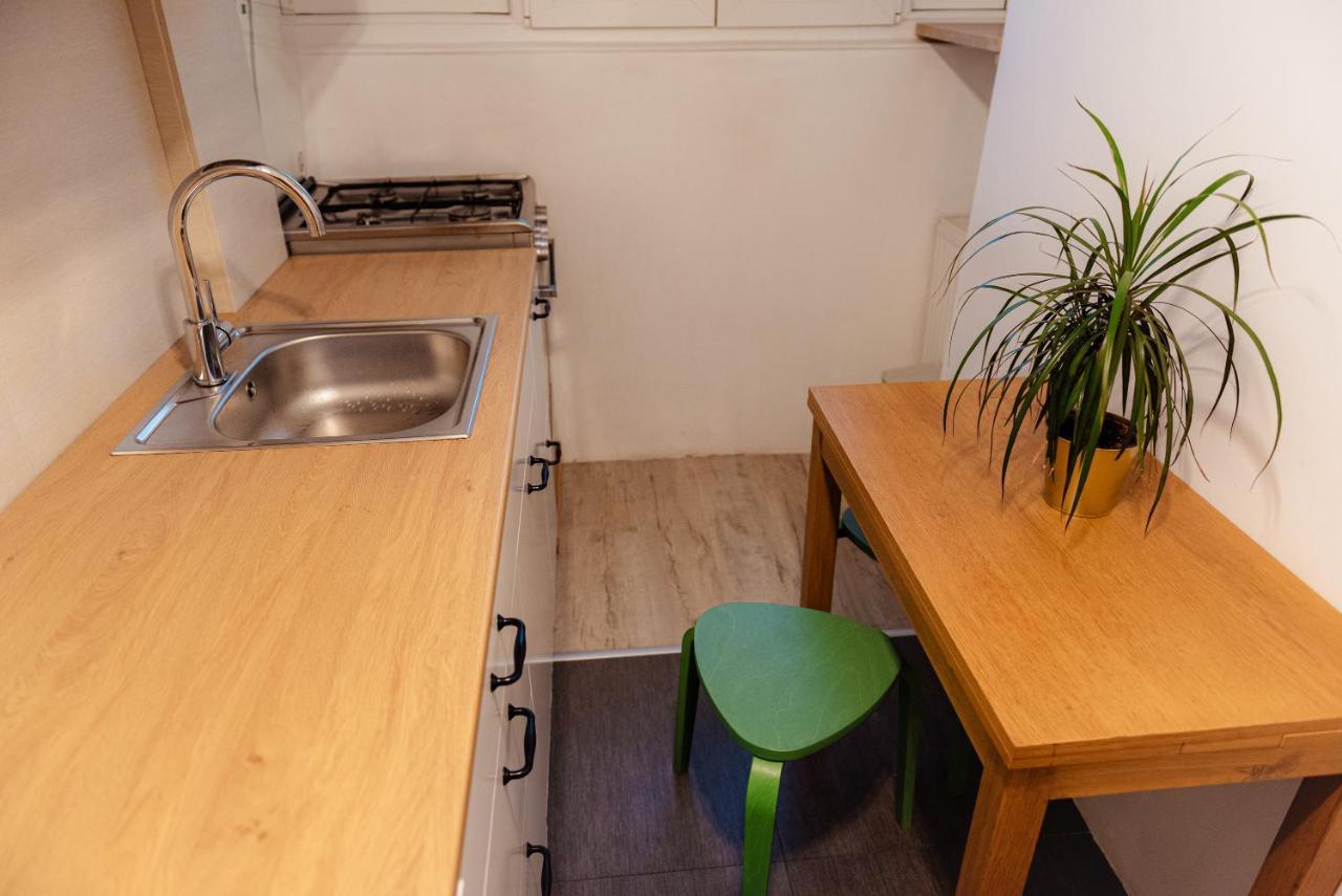 City Center Downtown Apartment Bucureşti Ngoại thất bức ảnh